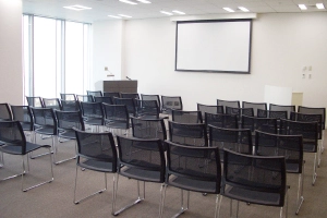 Lecture Room A （定員：50名）